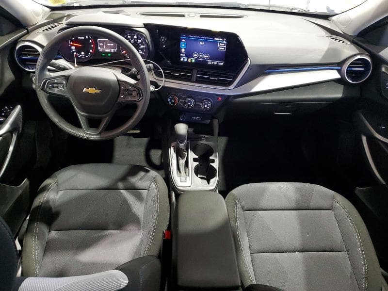 2026 CHEVROLET TRAX LS 8