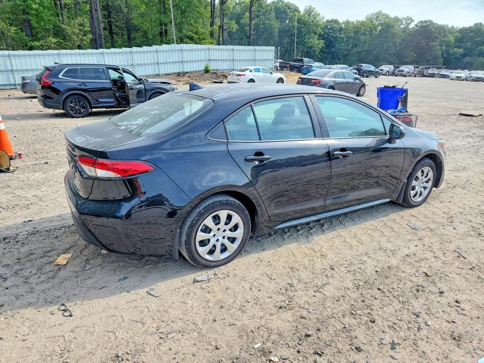 2026 TOYOTA COROLLA LE 3