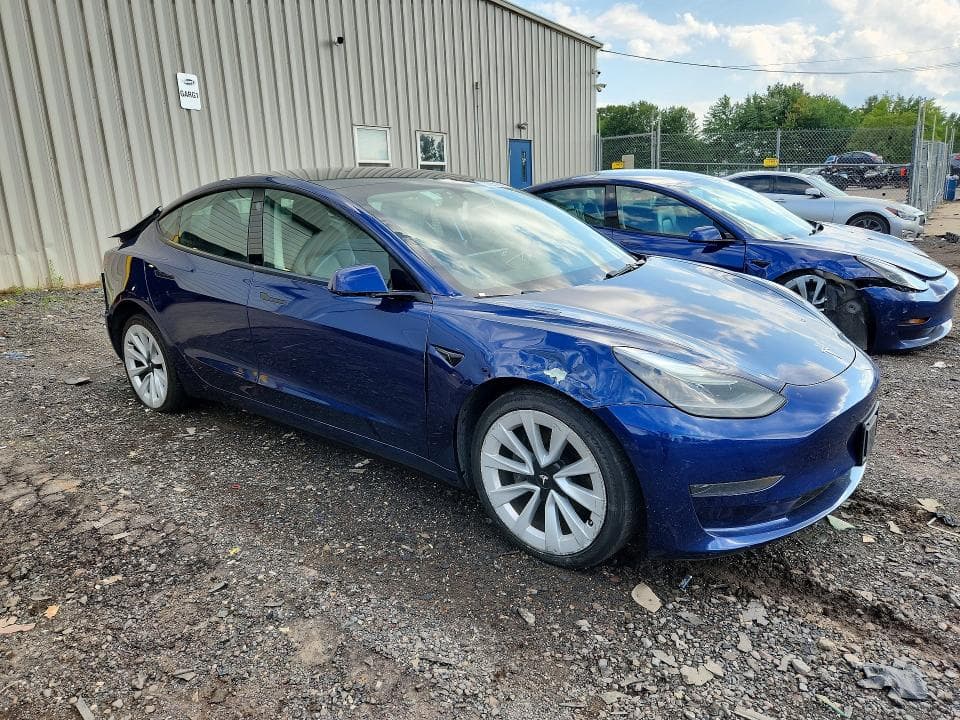 2022 TESLA MODEL 3 4
