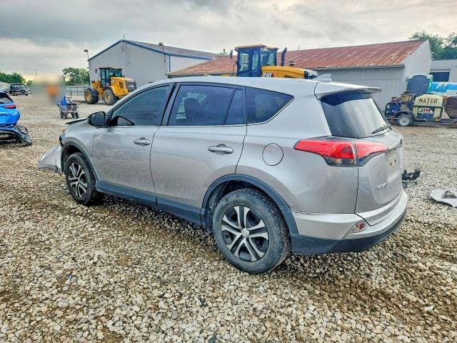 2018 TOYOTA RAV4 LE 2