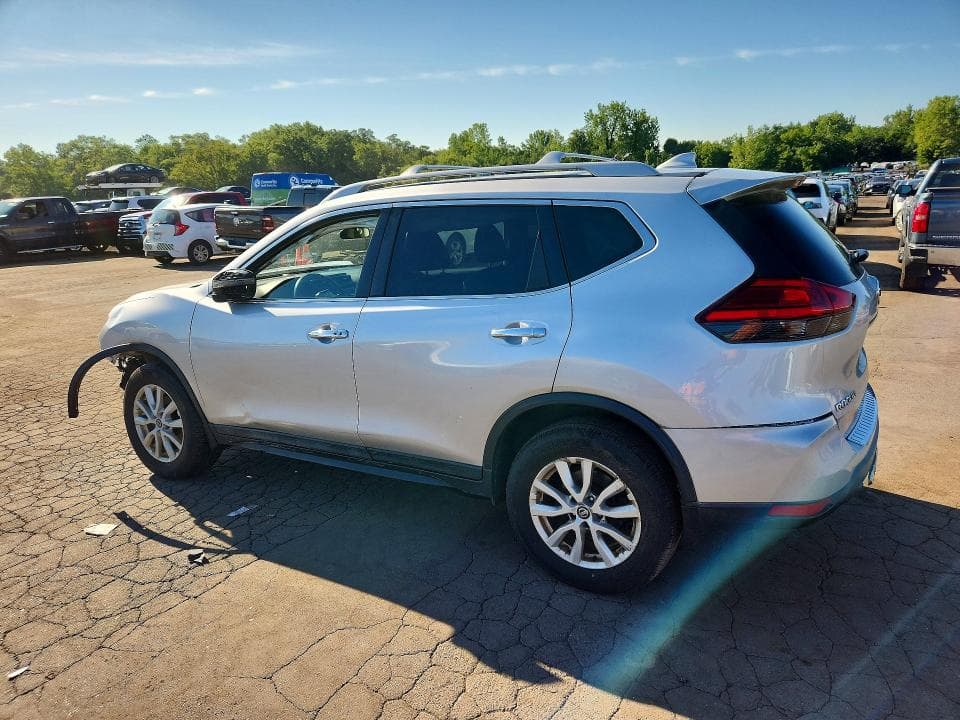 2017 NISSAN ROGUE SV 2
