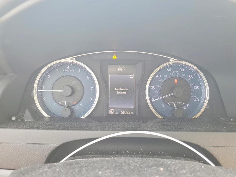 2017 TOYOTA CAMRY XLE 9