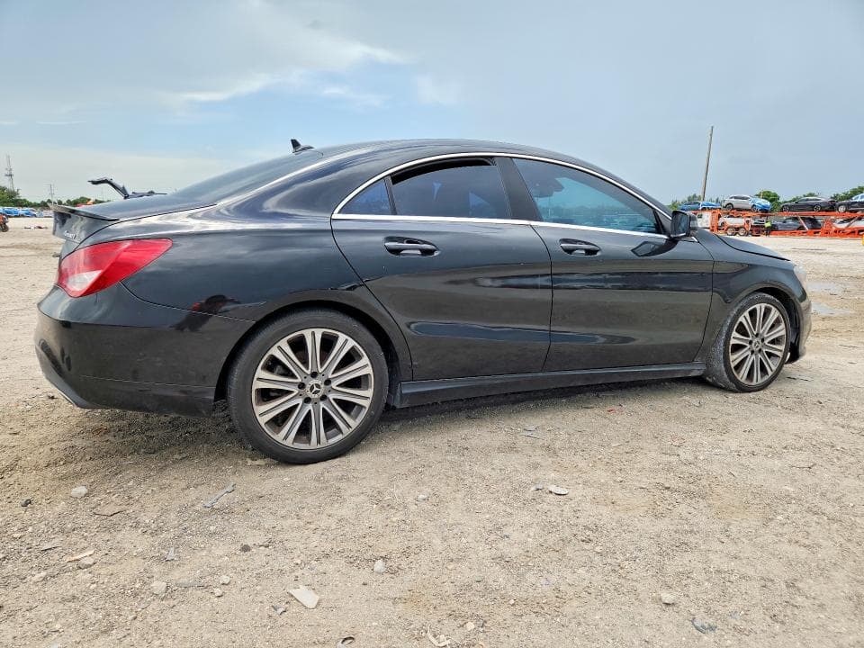 2018 MERCEDES-BENZ CLA 250 4MATIC 3