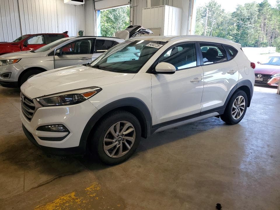 2017 HYUNDAI TUCSON SE - 1