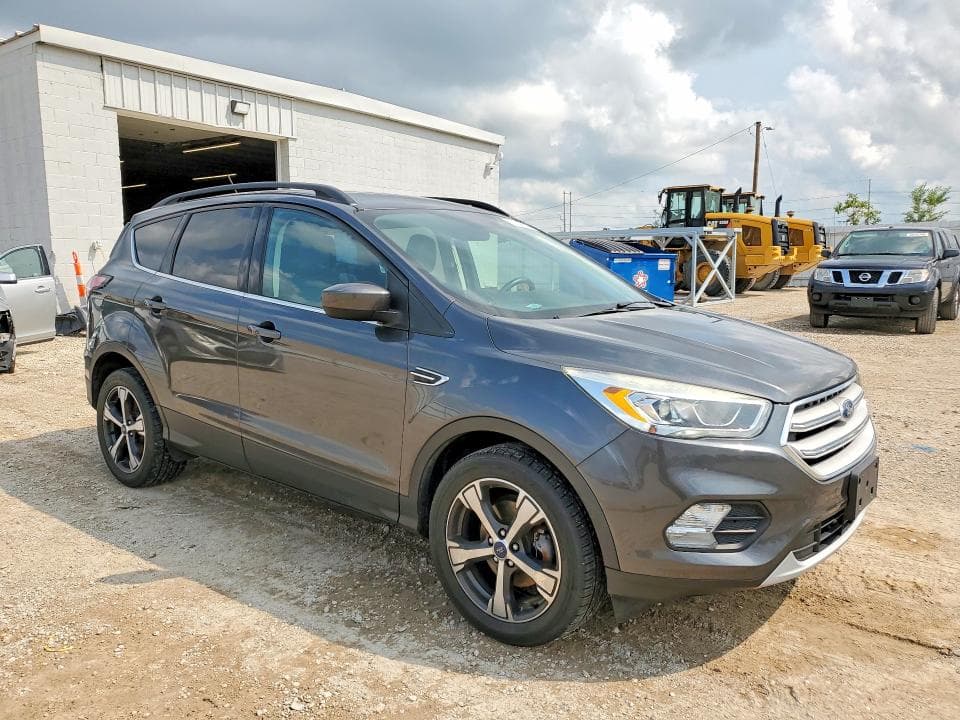 2018 FORD ESCAPE SEL 4