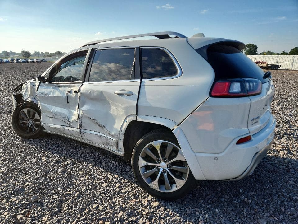 2019 JEEP CHEROKEE OVERLAND 2
