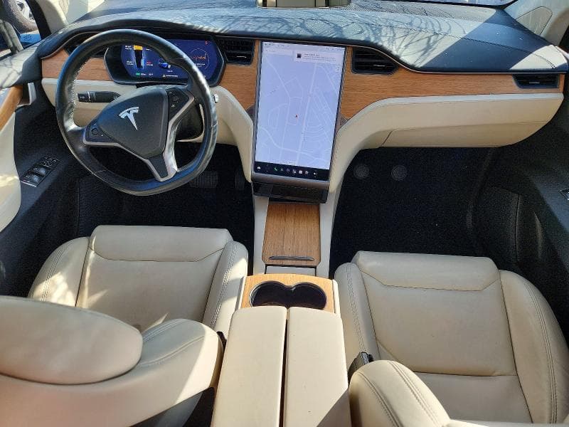 2018 TESLA MODEL X 8