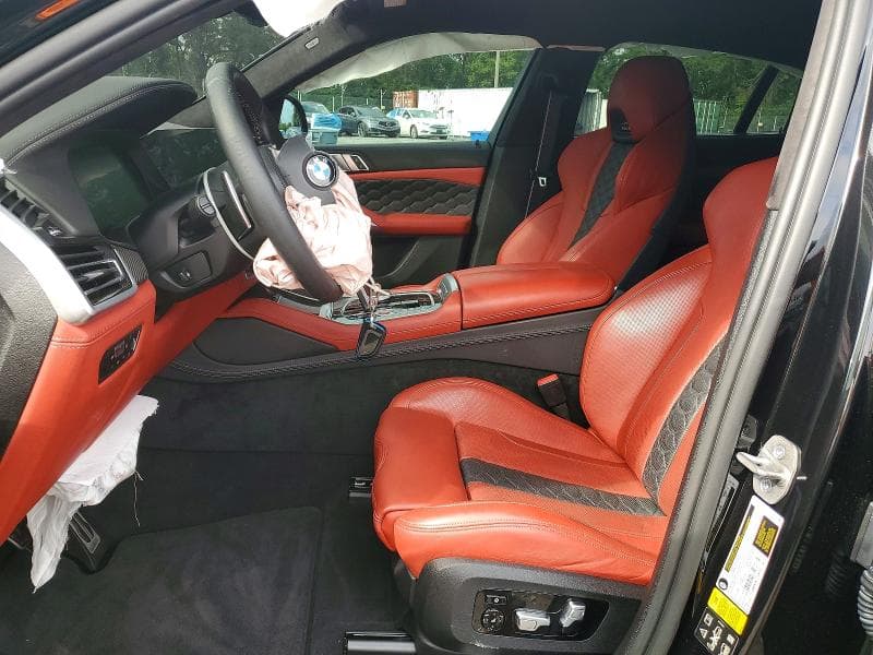 2022 BMW X6 M 7