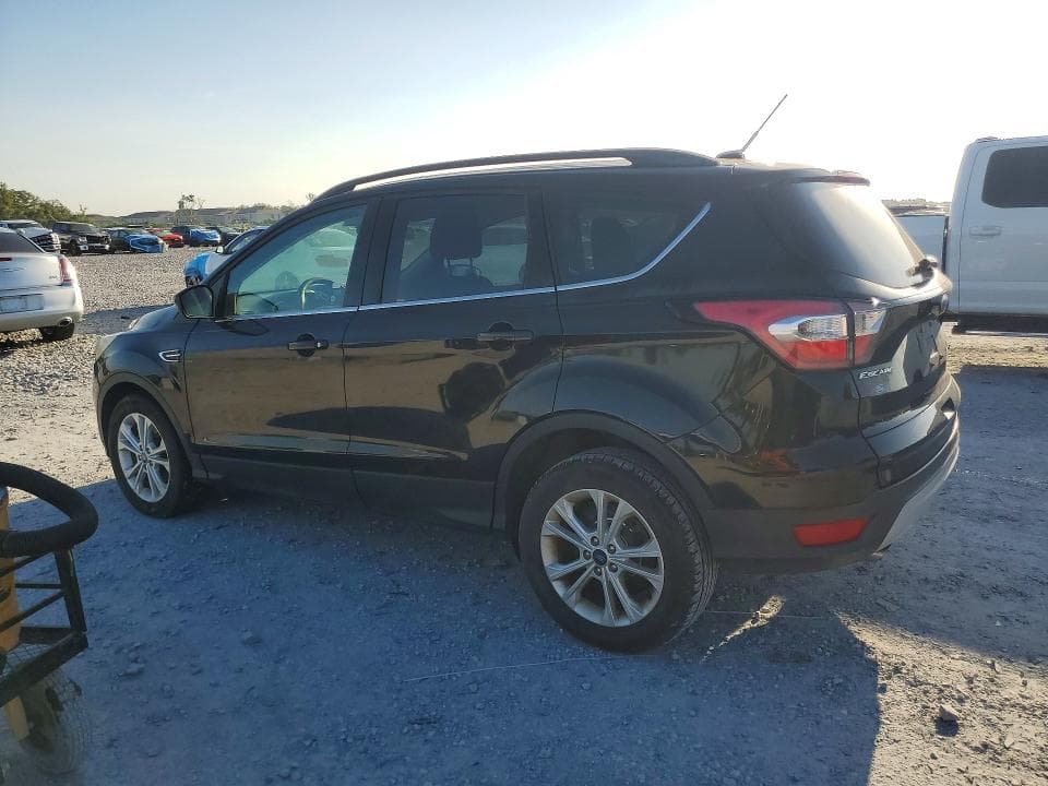 2017 FORD ESCAPE SE 2