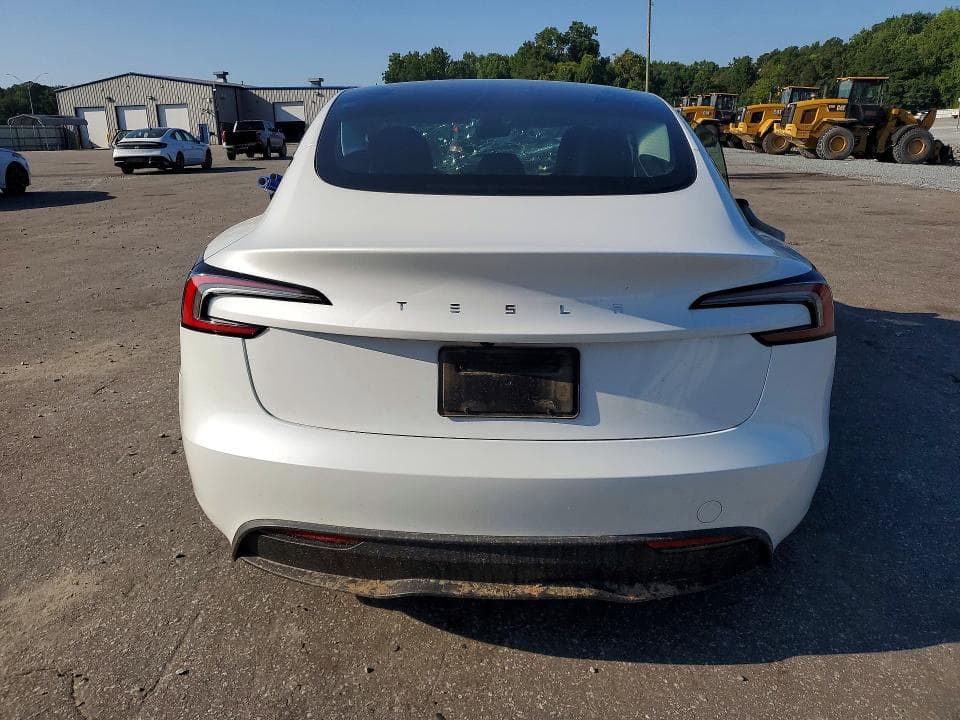 2024 TESLA MODEL 3 6