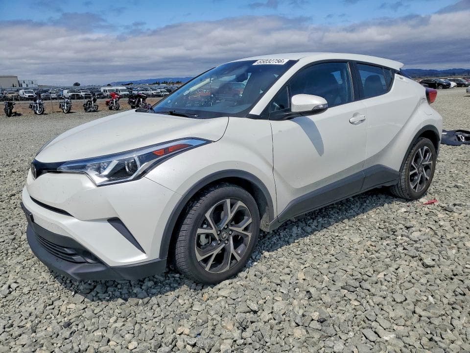 2018 TOYOTA C-HR XLE