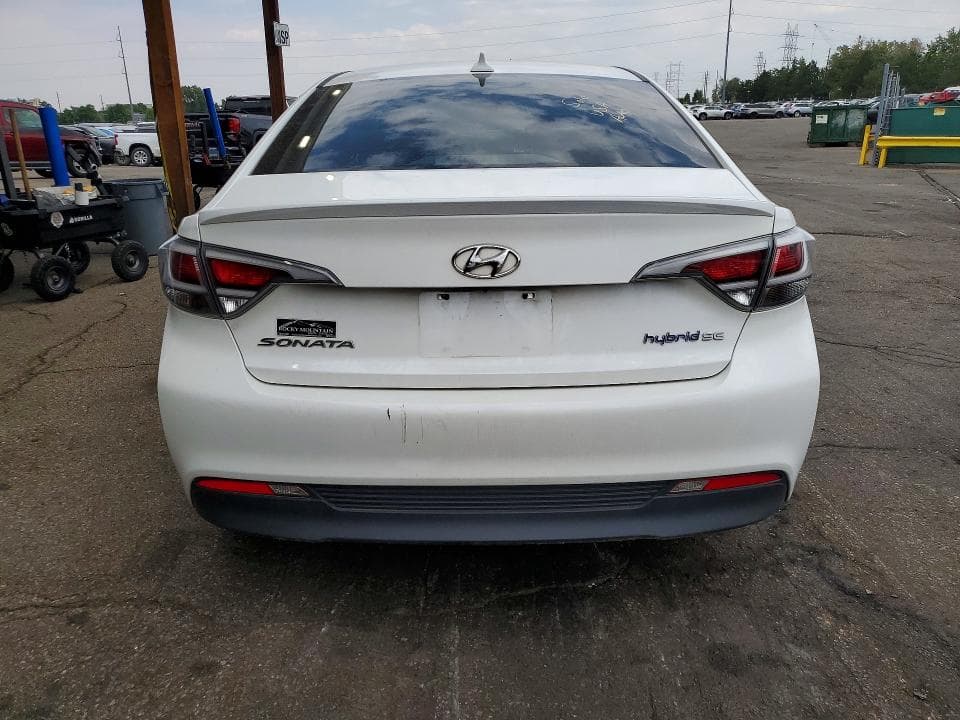 2017 HYUNDAI SONATA HYBRID SE 6