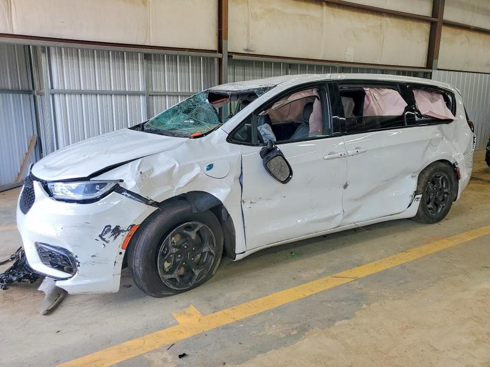 2024 CHRYSLER PACIFICA HYBRID SELECT - 1