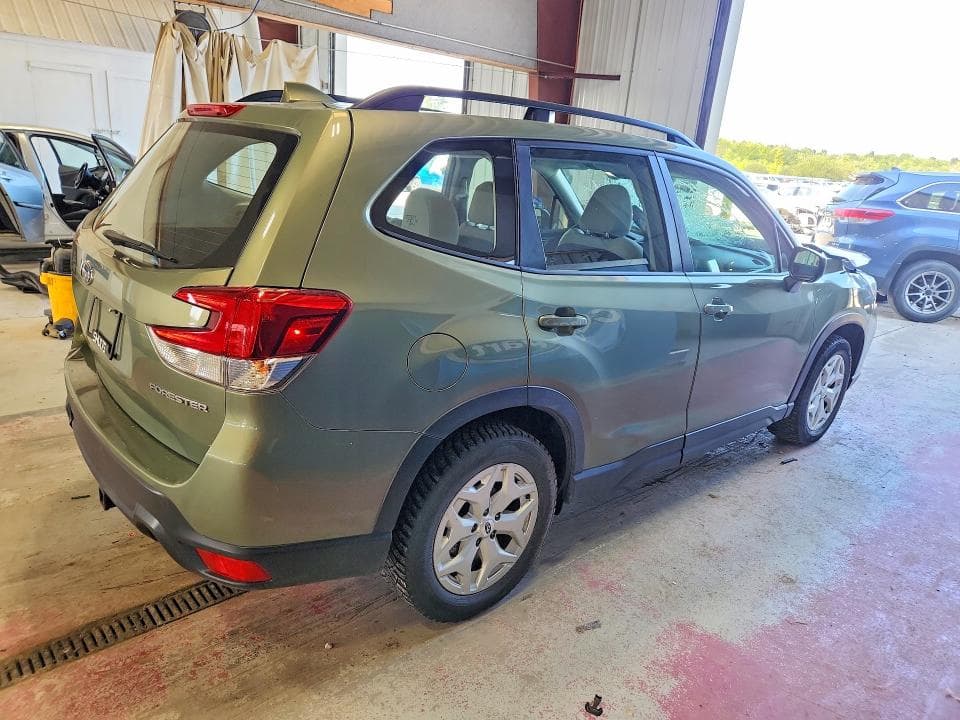 2021 SUBARU FORESTER 3