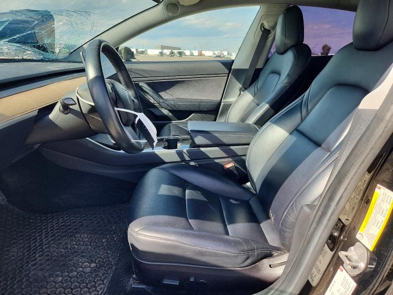 2018 TESLA MODEL 3 7
