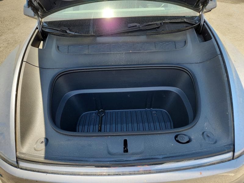 2026 TESLA MODEL Y 11