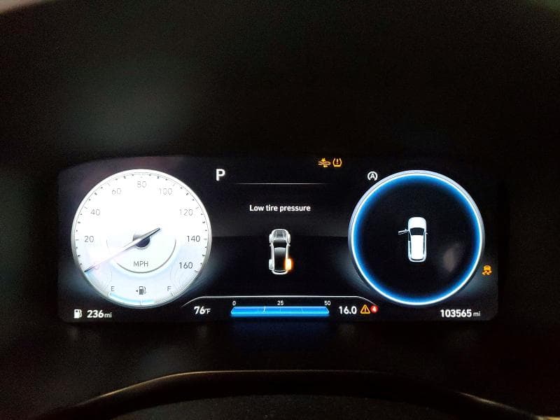 2023 HYUNDAI SANTA FE SEL PREMIUM 9