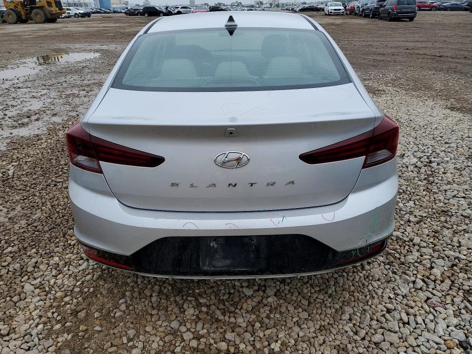2019 HYUNDAI ELANTRA SEL 6