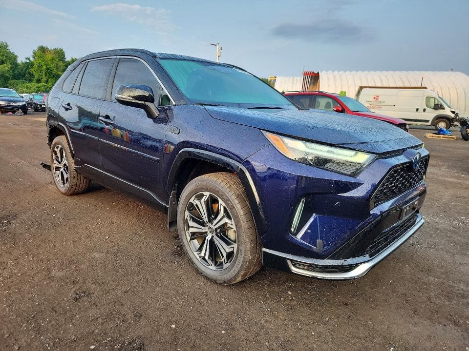 2022 TOYOTA RAV4 PRIME XSE 4
