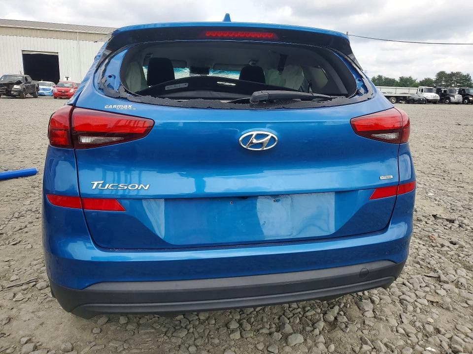 2020 HYUNDAI TUCSON SE 6