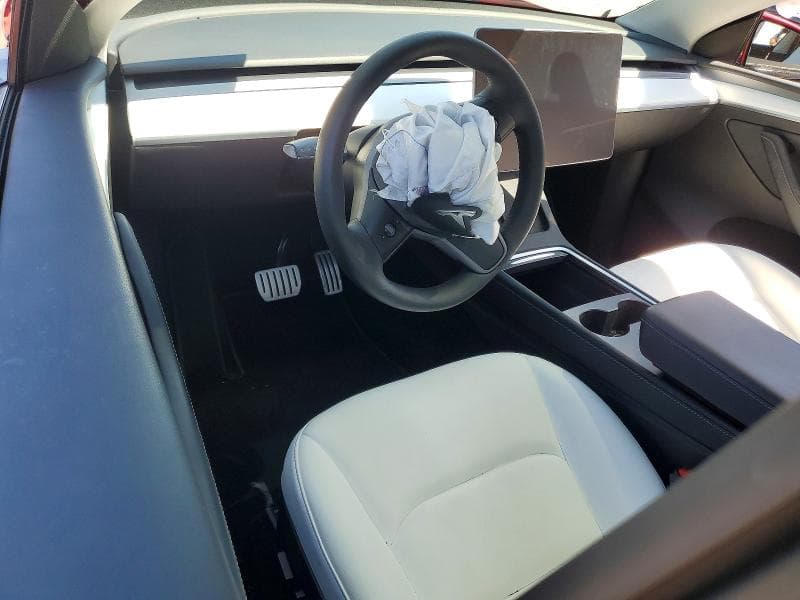 2023 TESLA MODEL Y 8