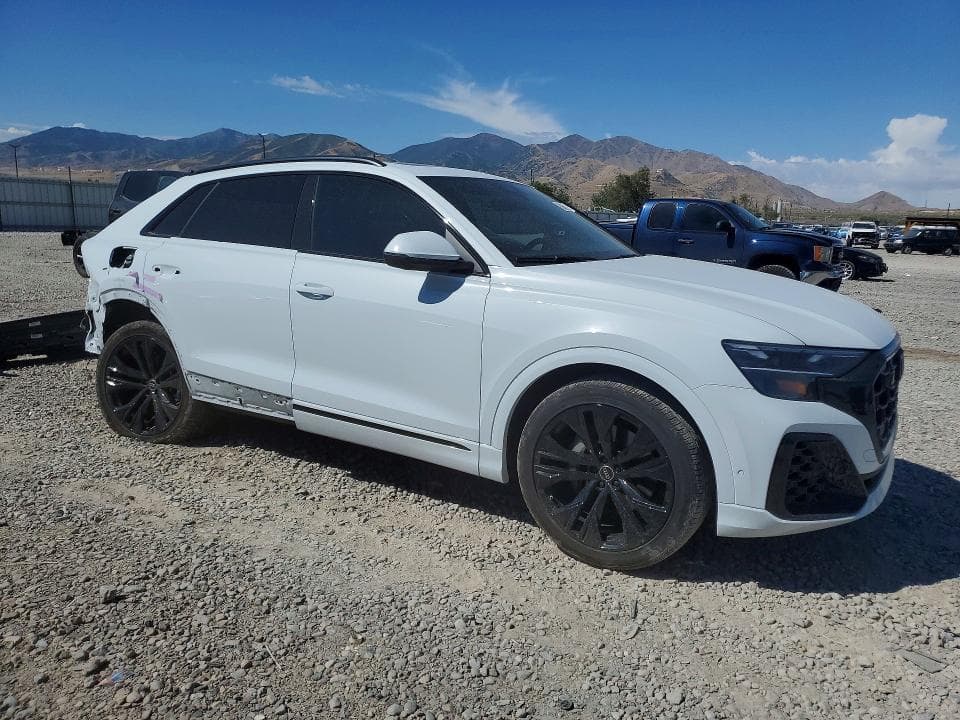 2025 AUDI Q8 PREMIUM PLUS S-LINE 4