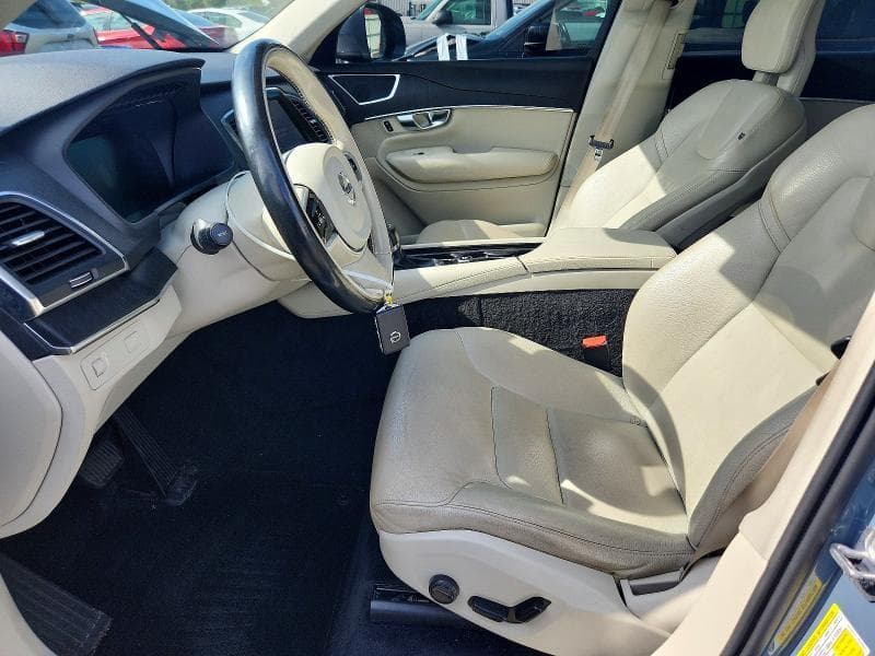 2020 VOLVO XC90 T6 MOMENTUM 7