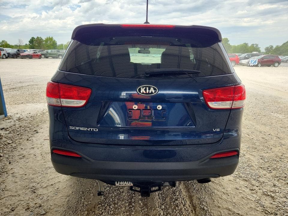 2017 KIA SORENTO LX V6 6