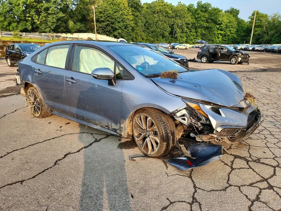 2021 TOYOTA COROLLA SE 4