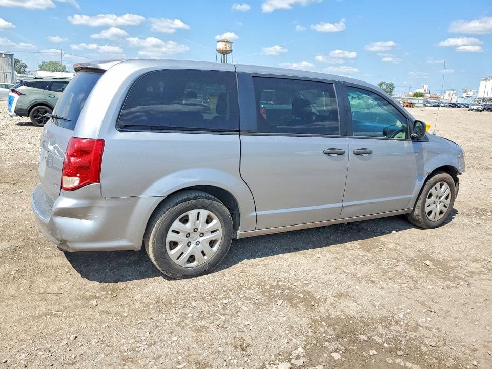 2020 DODGE GRAND CARAVAN SE 3