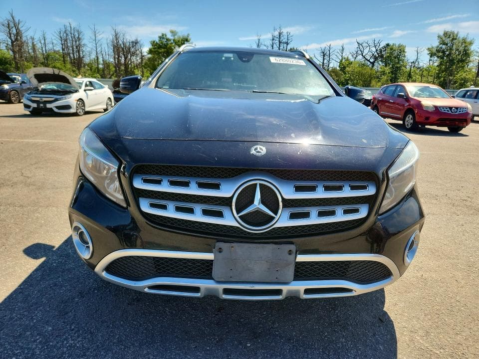 2019 MERCEDES-BENZ GLA 250 5