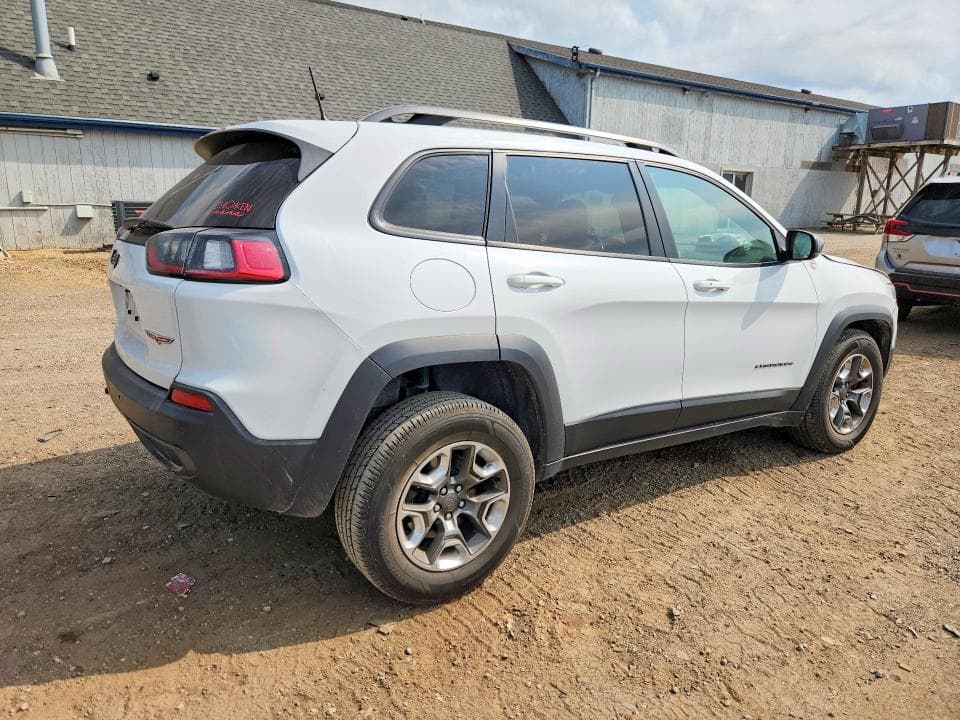 2019 JEEP CHEROKEE TRAILHAWK 3