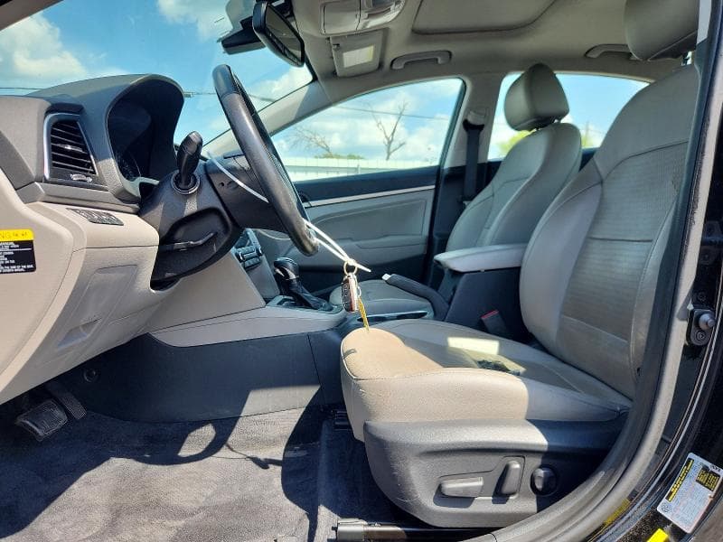 2017 HYUNDAI ELANTRA LIMITED 7
