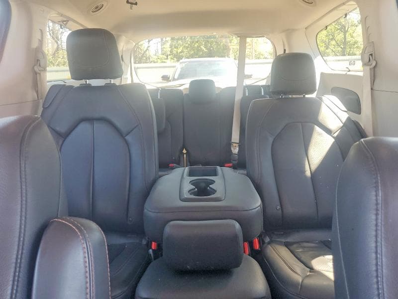2020 CHRYSLER PACIFICA TOURING L 10