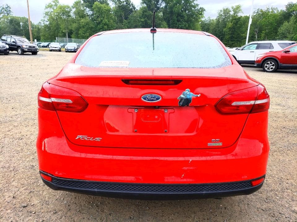 2017 FORD FOCUS SE 6