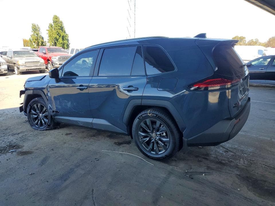 2026 TOYOTA RAV4 XLE PREMIUM 2