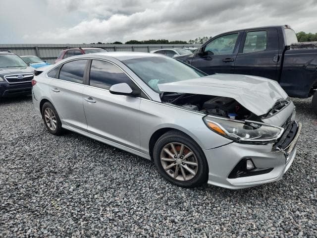 2019 HYUNDAI SONATA SE 4