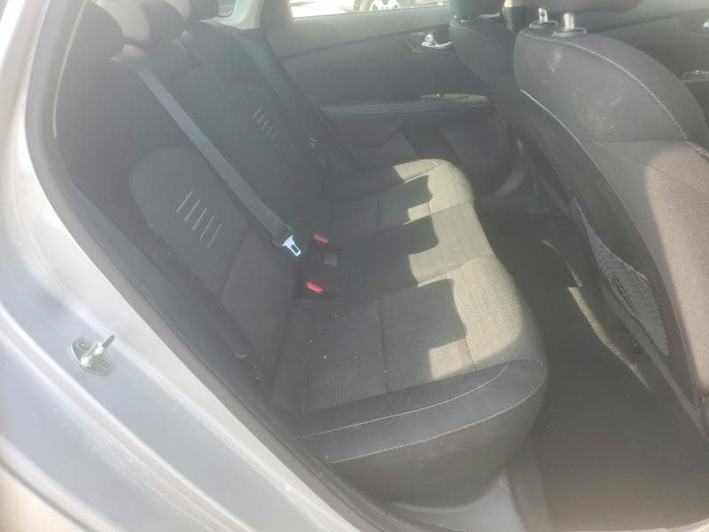 2019 KIA FORTE S 10