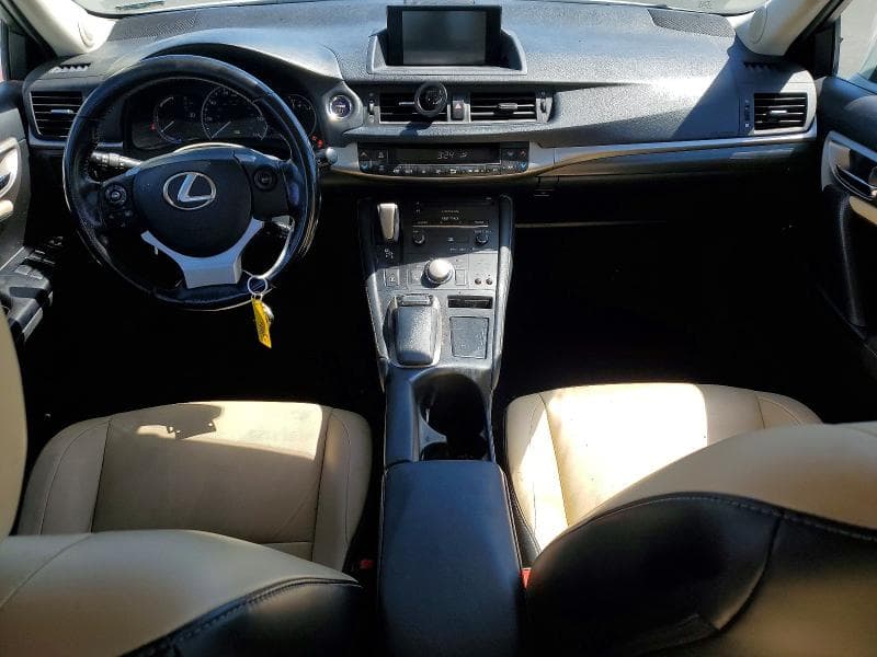 2017 LEXUS CT 200 8