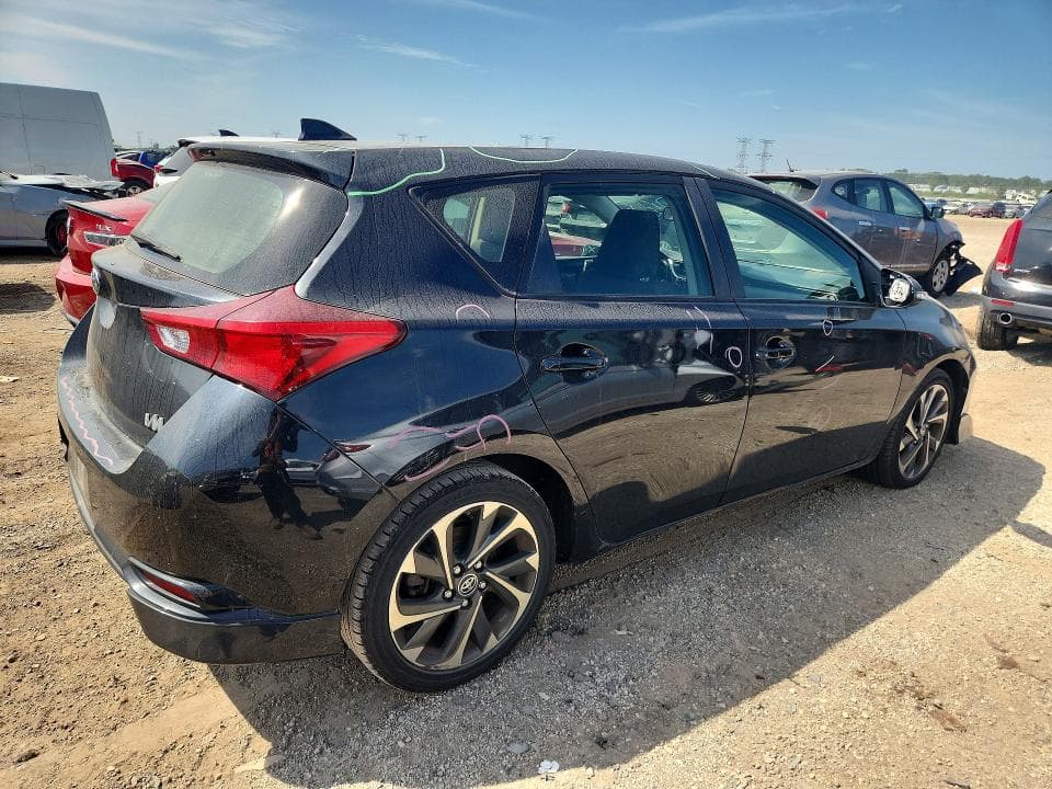 2018 TOYOTA COROLLA IM BASE 3
