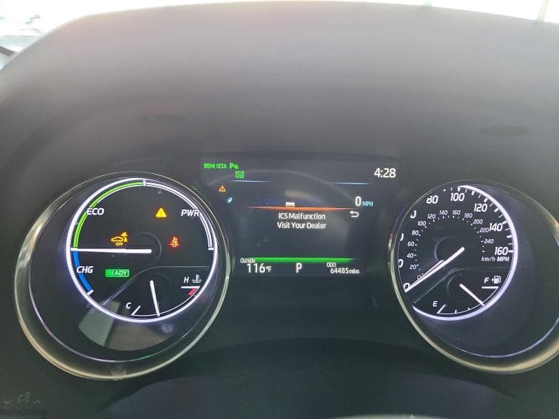2019 TOYOTA CAMRY HYBRID XLE 9