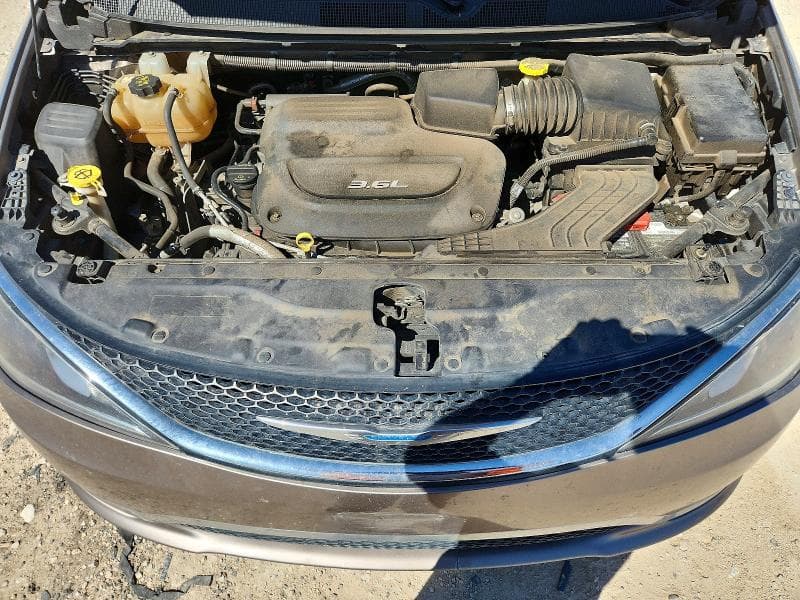 2018 CHRYSLER PACIFICA TOURING L 12