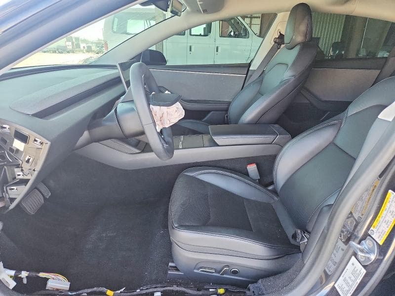 2025 TESLA MODEL 3 7