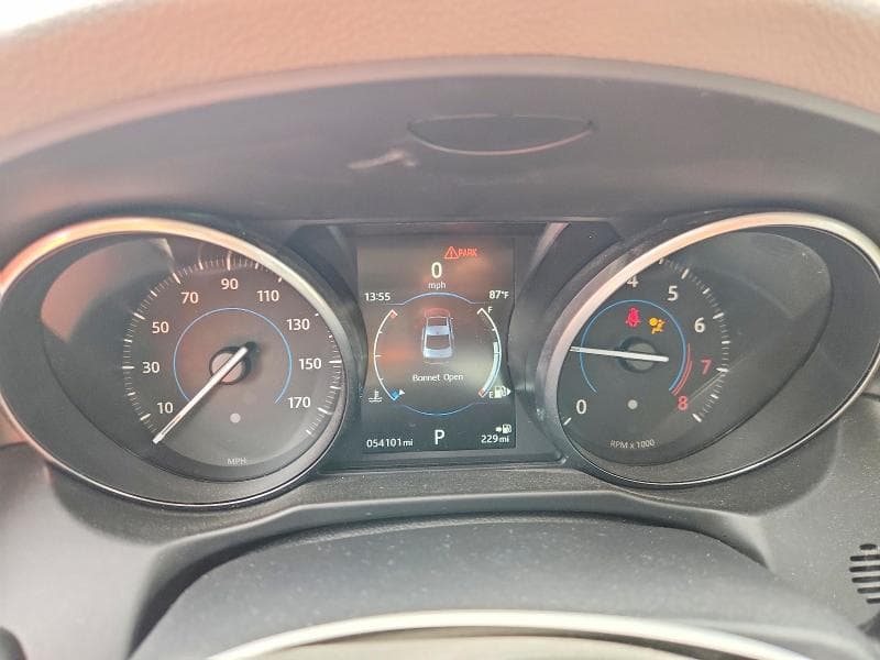 2017 JAGUAR XF PREMIUM 9