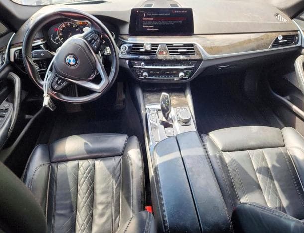 2019 BMW 540 XI 8