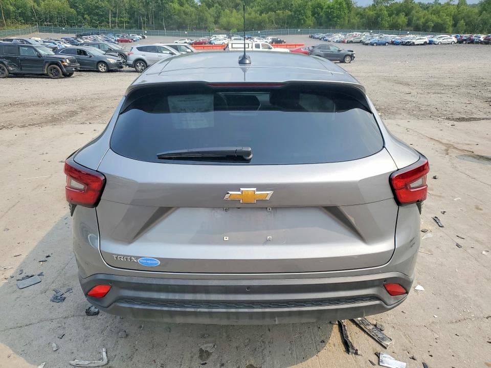 2026 CHEVROLET TRAX LS 6