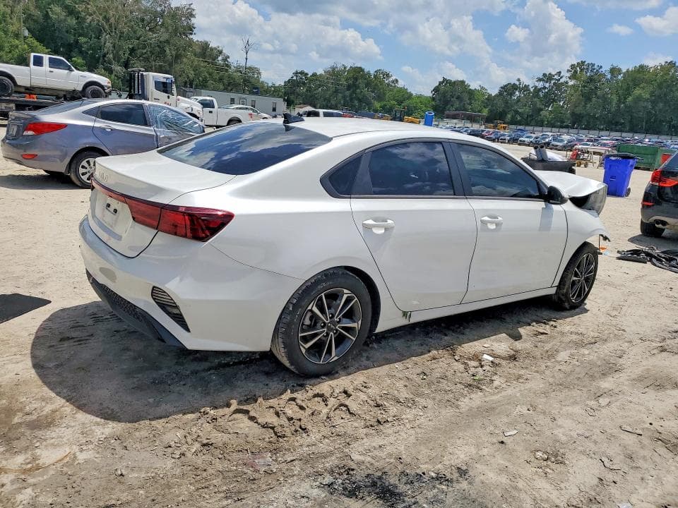 2024 KIA FORTE LXS 3