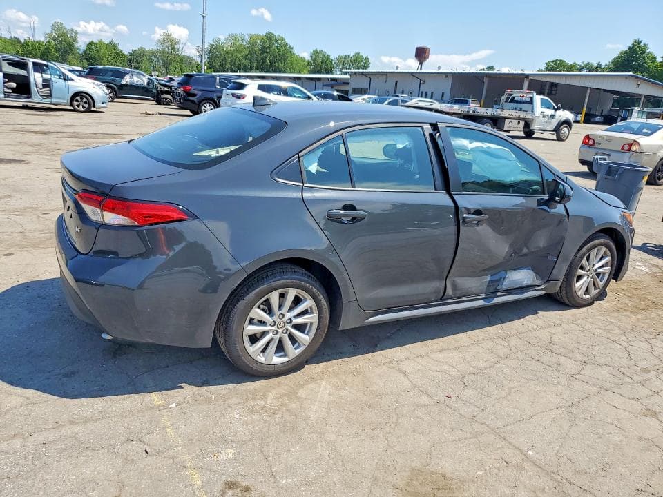 2026 TOYOTA COROLLA LE 3