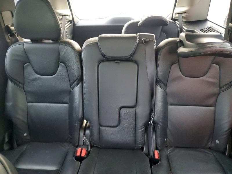 2018 VOLVO XC90 T5 10
