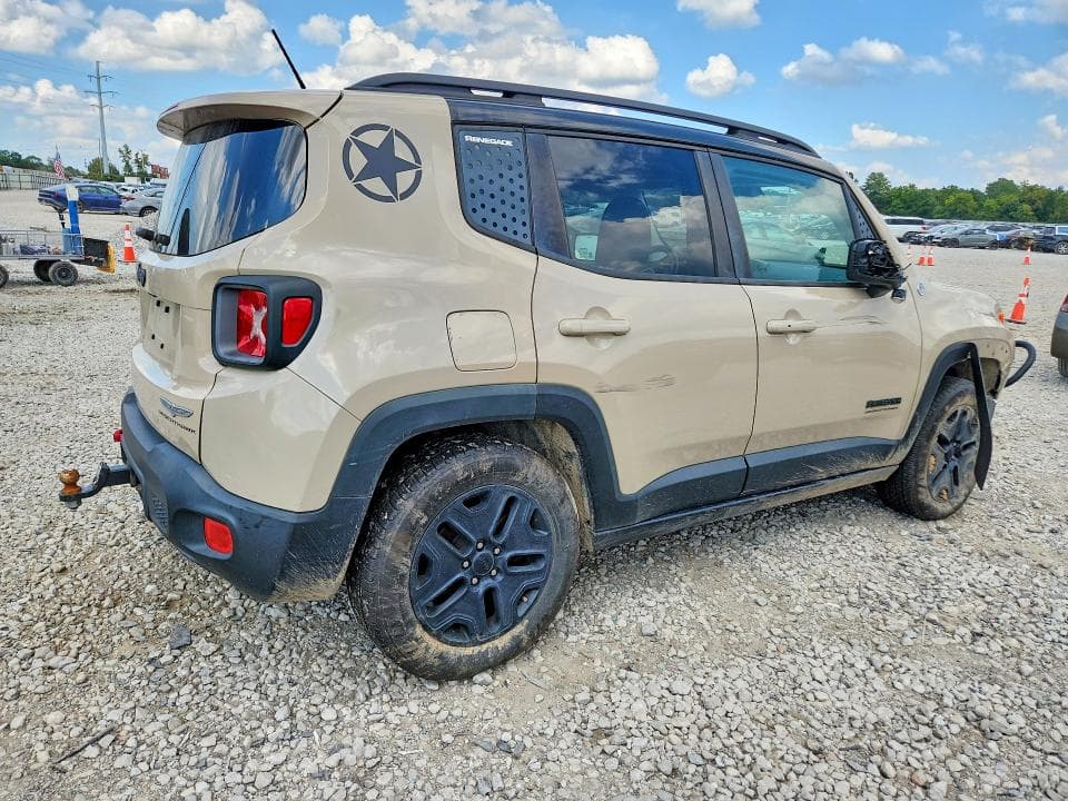 2017 JEEP RENEGADE TRAILHAWK 3